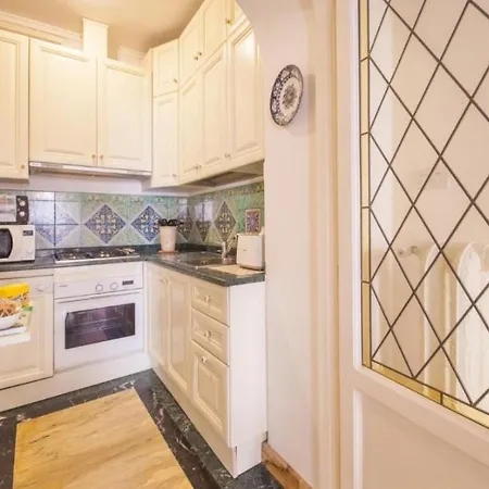 Appartement 100m From Piazza Di Spagna Rome